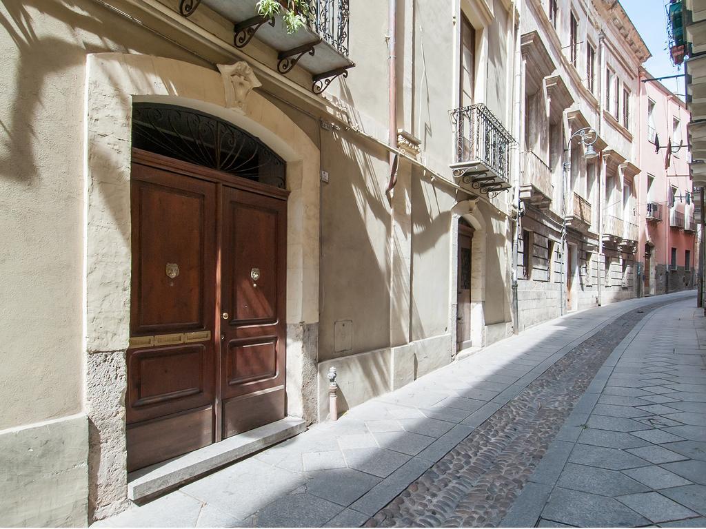 Hotel Residenze Al Castello Cagliari Exterior foto